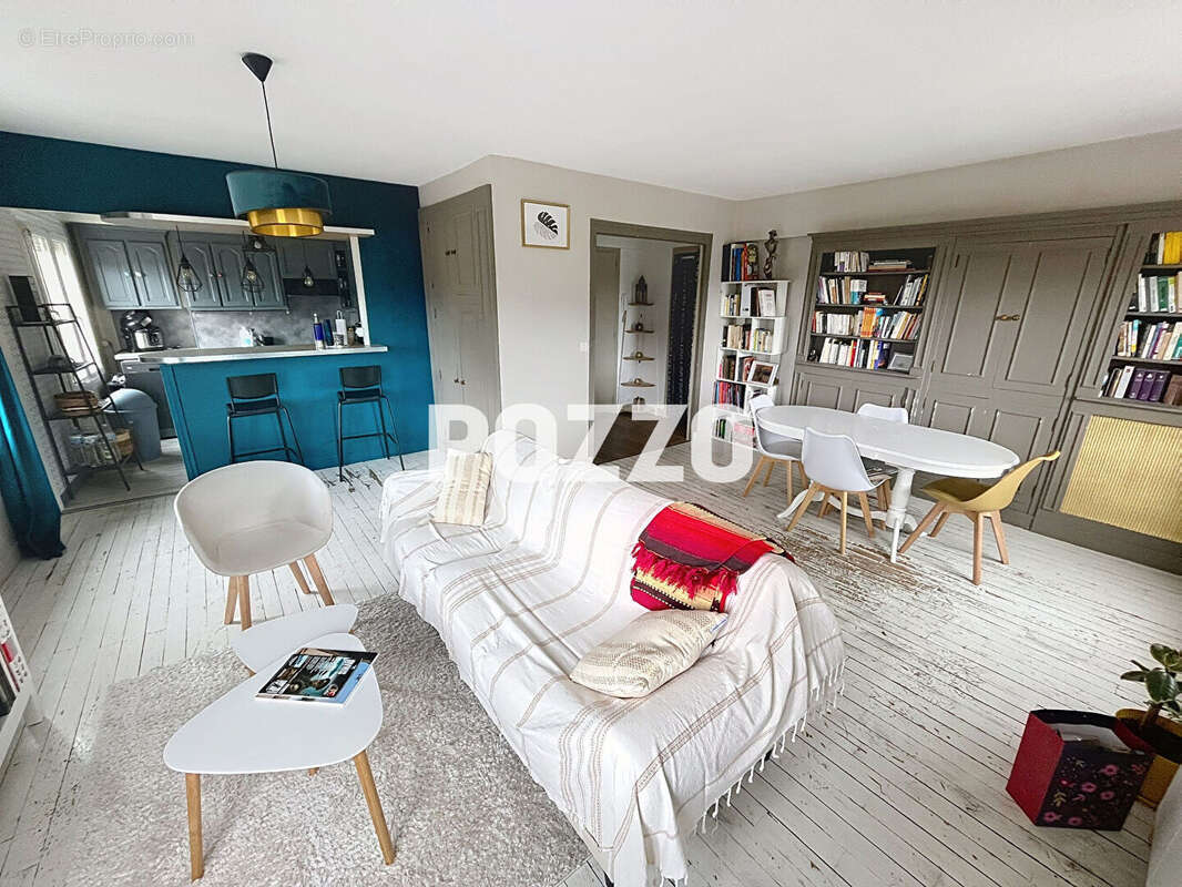 A vendre, appartement de 5 pieces principales  (98m²) au coeur du centre ville de vire normandie (14) - photo 2