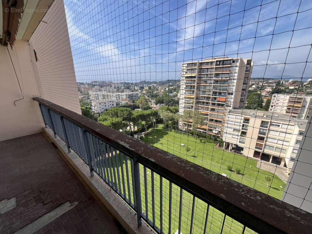 Appartement à LE CANNET