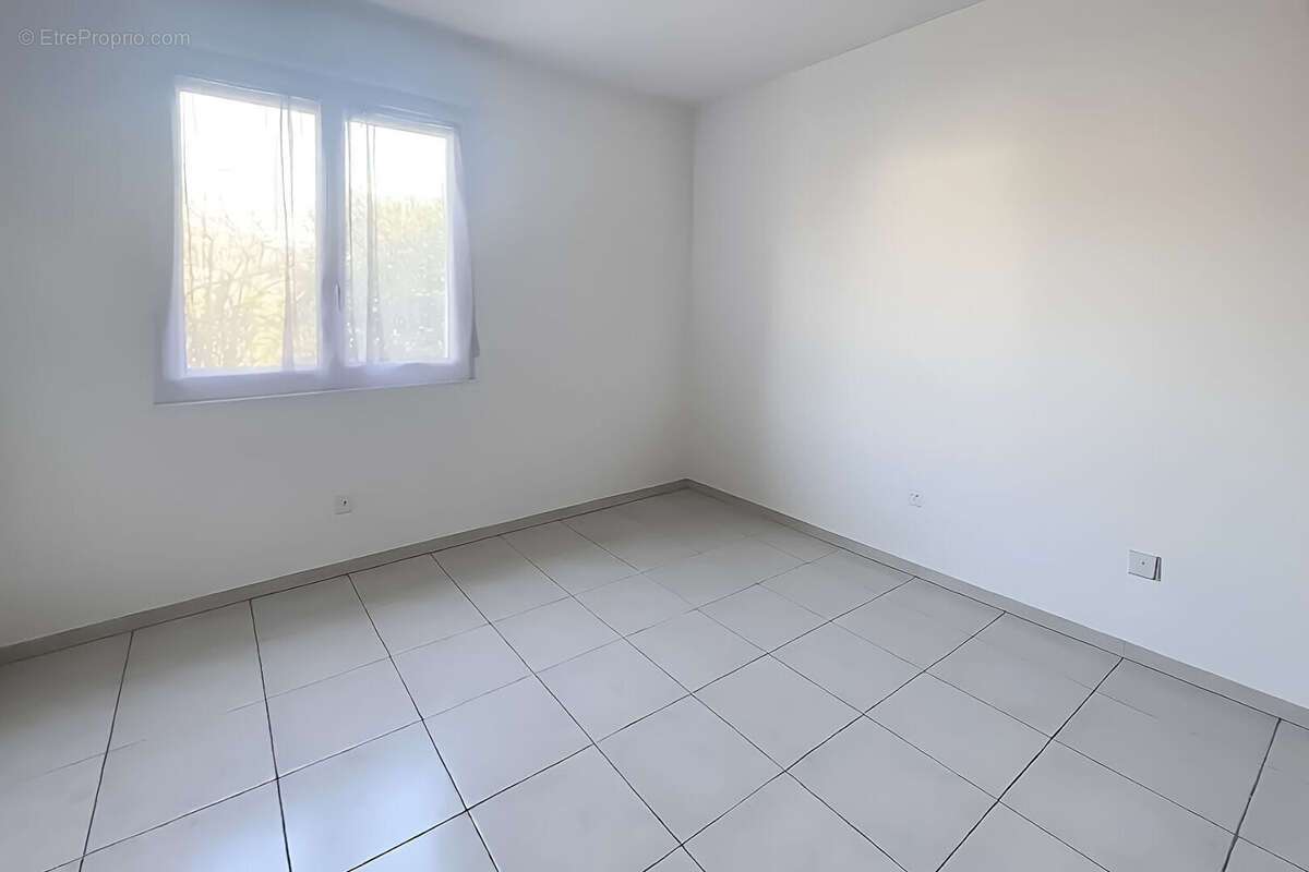 Maison à SAINT-JEAN-DE-LIVERSAY