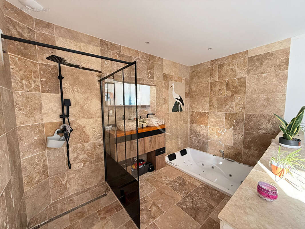 Maison à CHATEAU-GONTIER