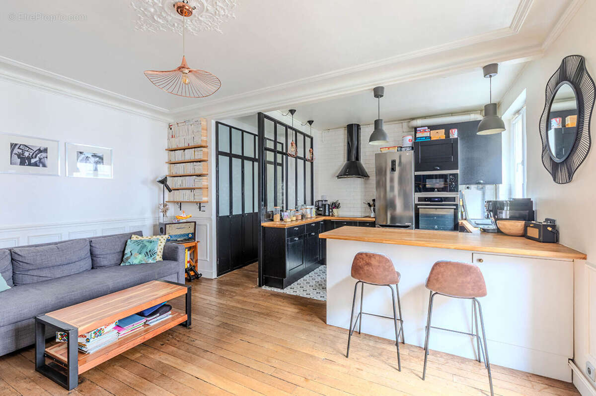 Appartement à PARIS-19E