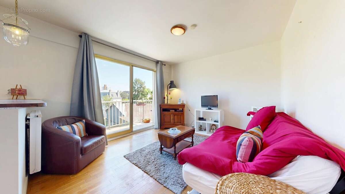 Appartement à LE RAINCY