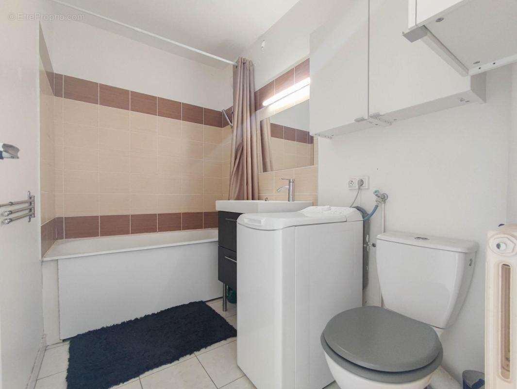 Appartement T.2, 46 m² - Thébaudières - photo 7