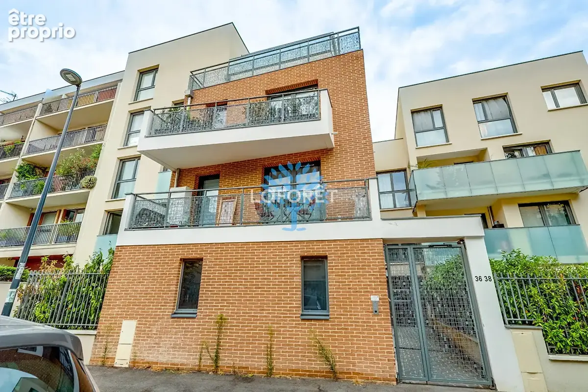 Appartement à FONTENAY-SOUS-BOIS