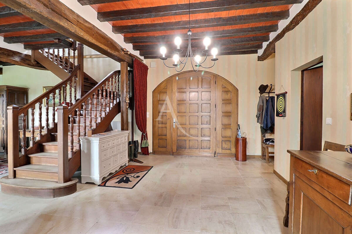 Maison à CRIQUEBEUF-LA-CAMPAGNE