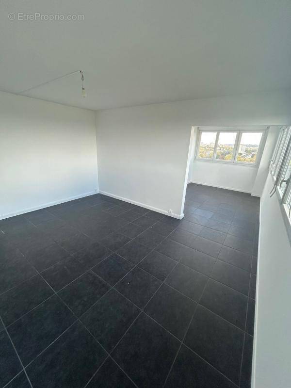 Appartement à SARCELLES