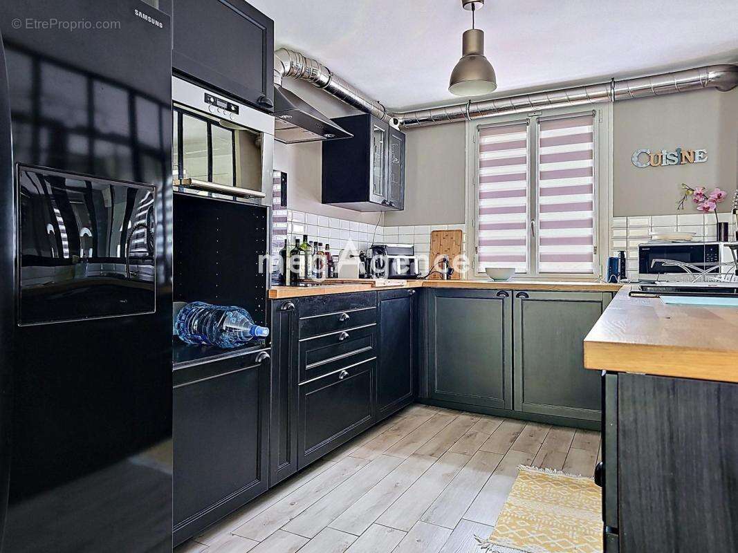 Maison à FLINS-SUR-SEINE