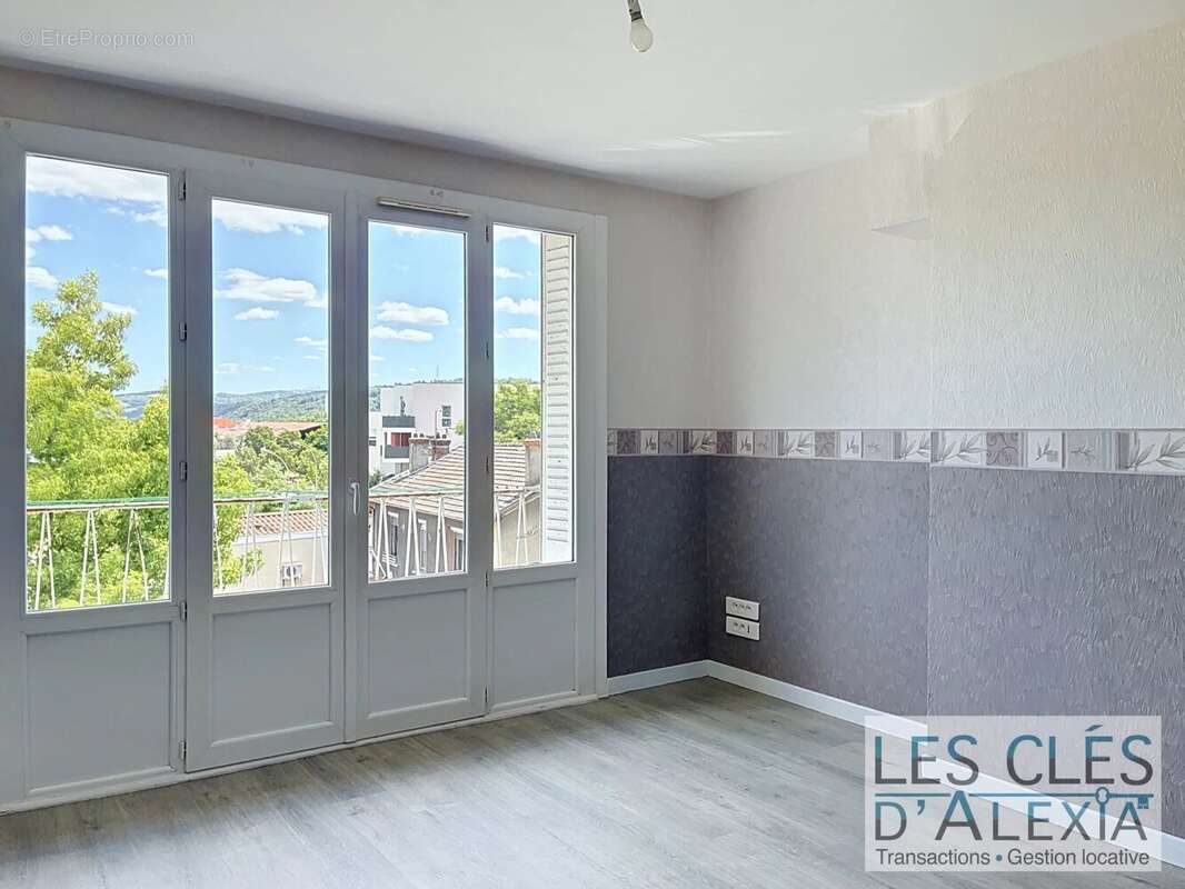 Appartement à GIVORS