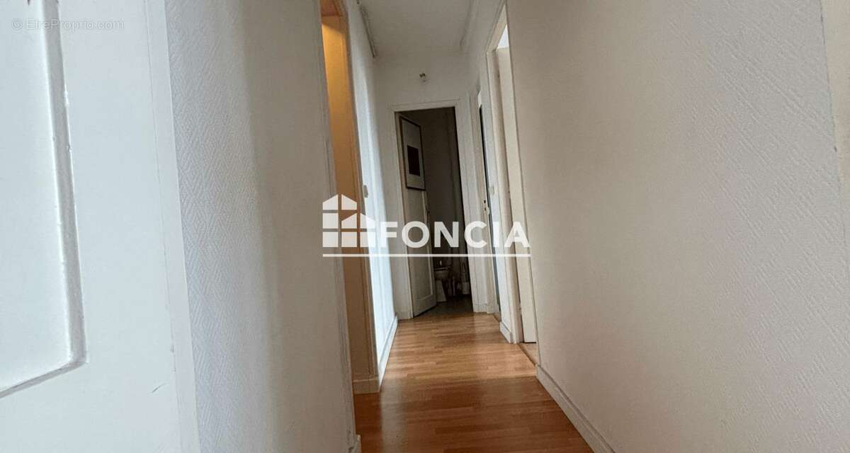 Appartement à RIS-ORANGIS