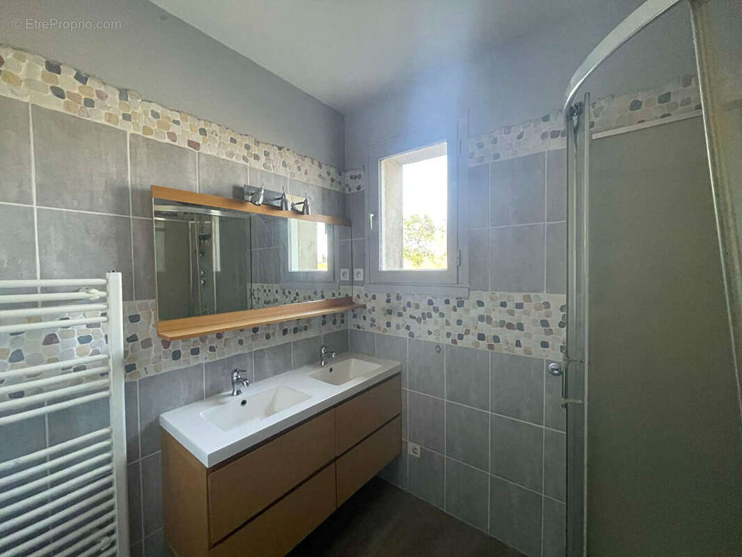 Appartement à PLEUGUENEUC