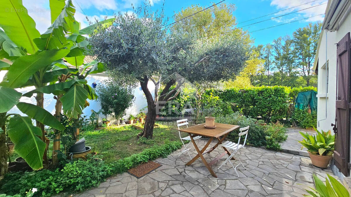Maison à ESPERAZA