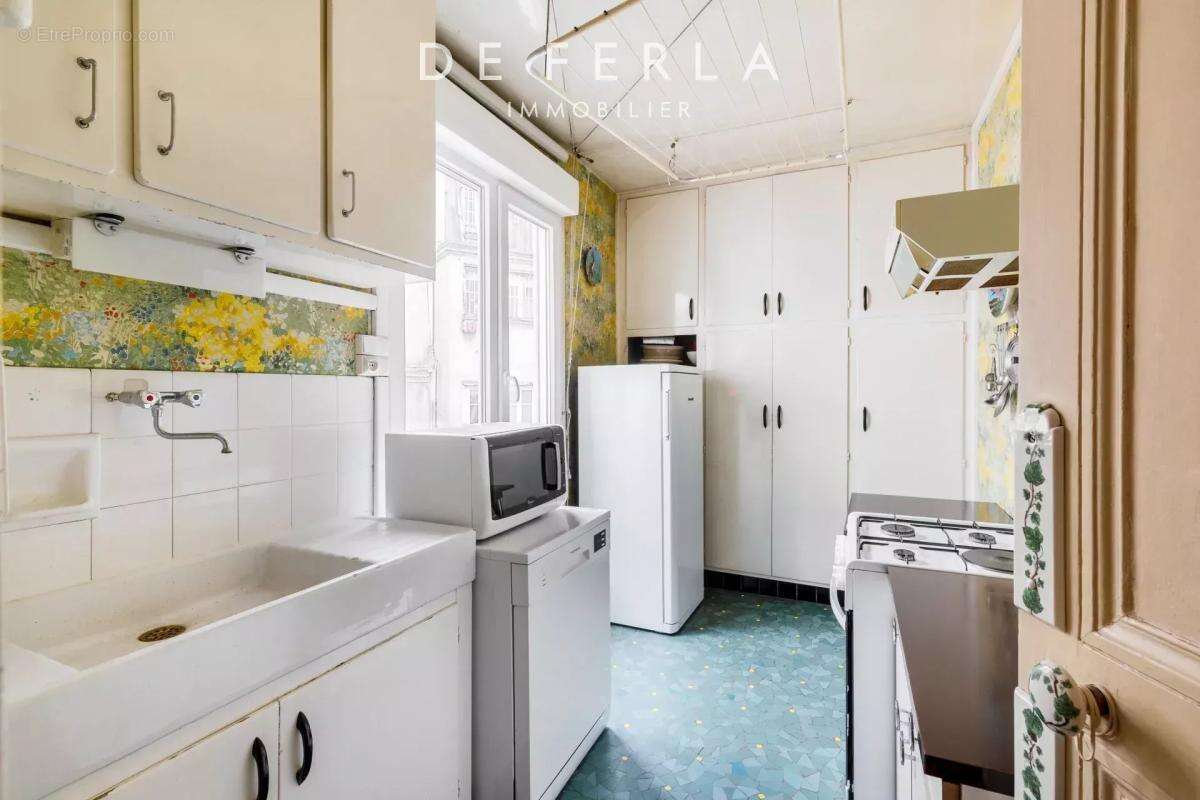Appartement à PARIS-6E