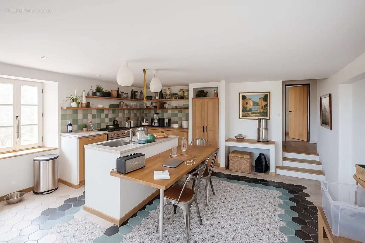 Maison à FORCALQUIER