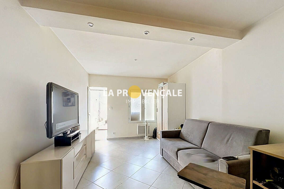 Appartement à TRETS
