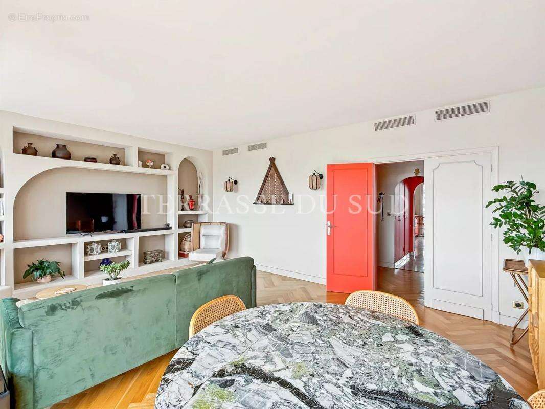 Appartement à MARSEILLE-8E