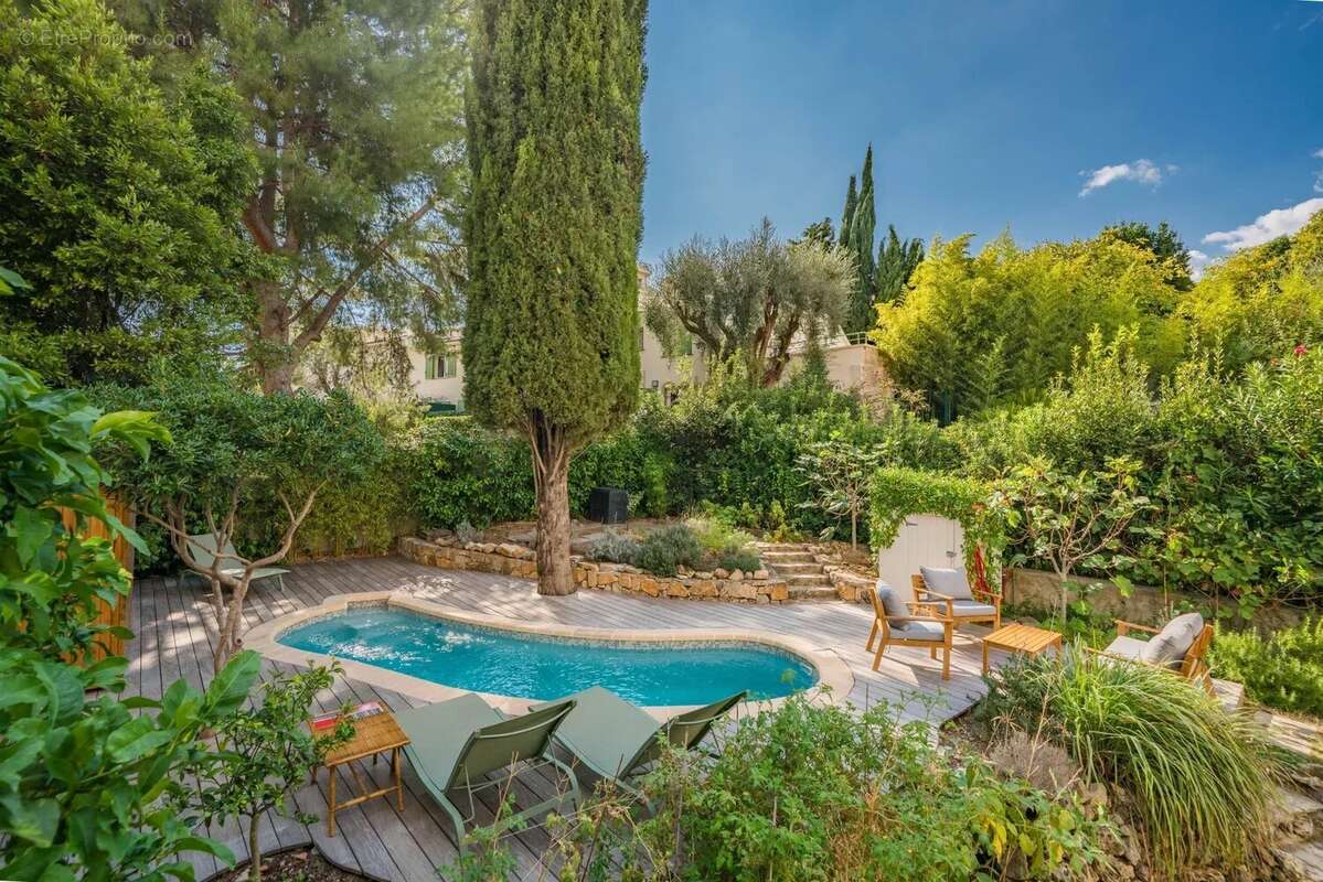 Cannes - villa belle epoque renovee - calme et proximite centre - photo 2