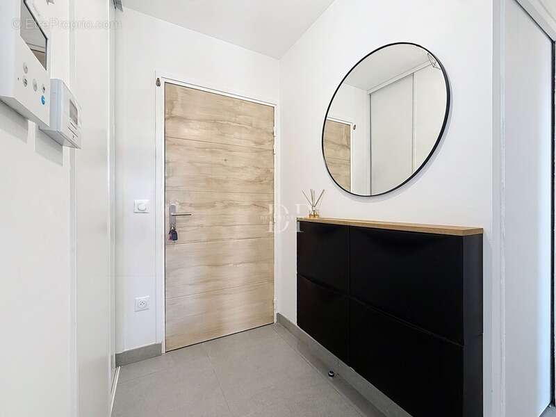 Appartement à CRANVES-SALES