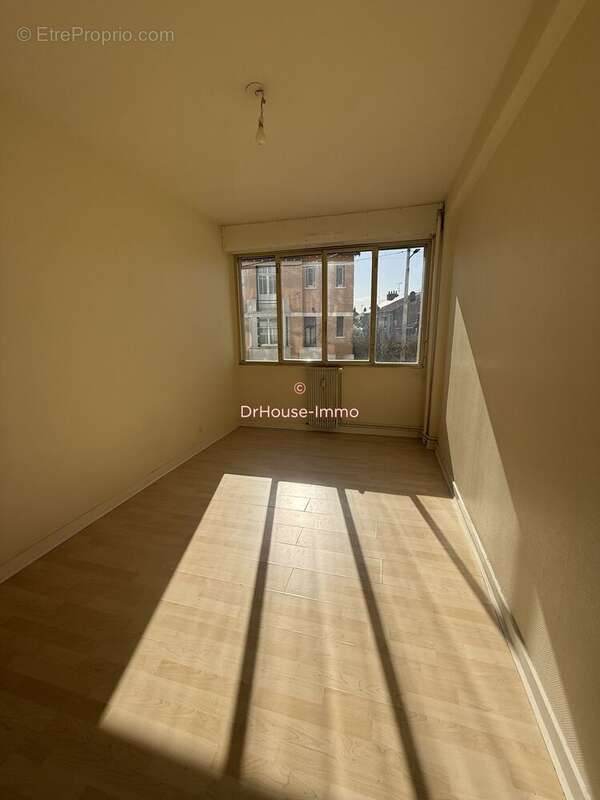 Appartement à CHATEAUROUX