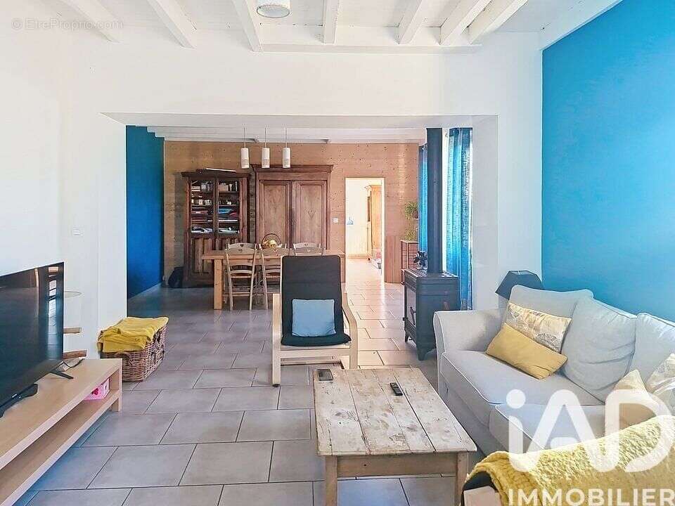 Maison 155 m² à Civrac-Sur-Dordogne  - photo 3