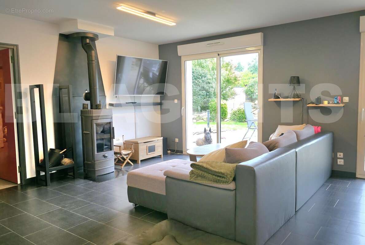 20250926_184005 - Maison à PONTVALLAIN