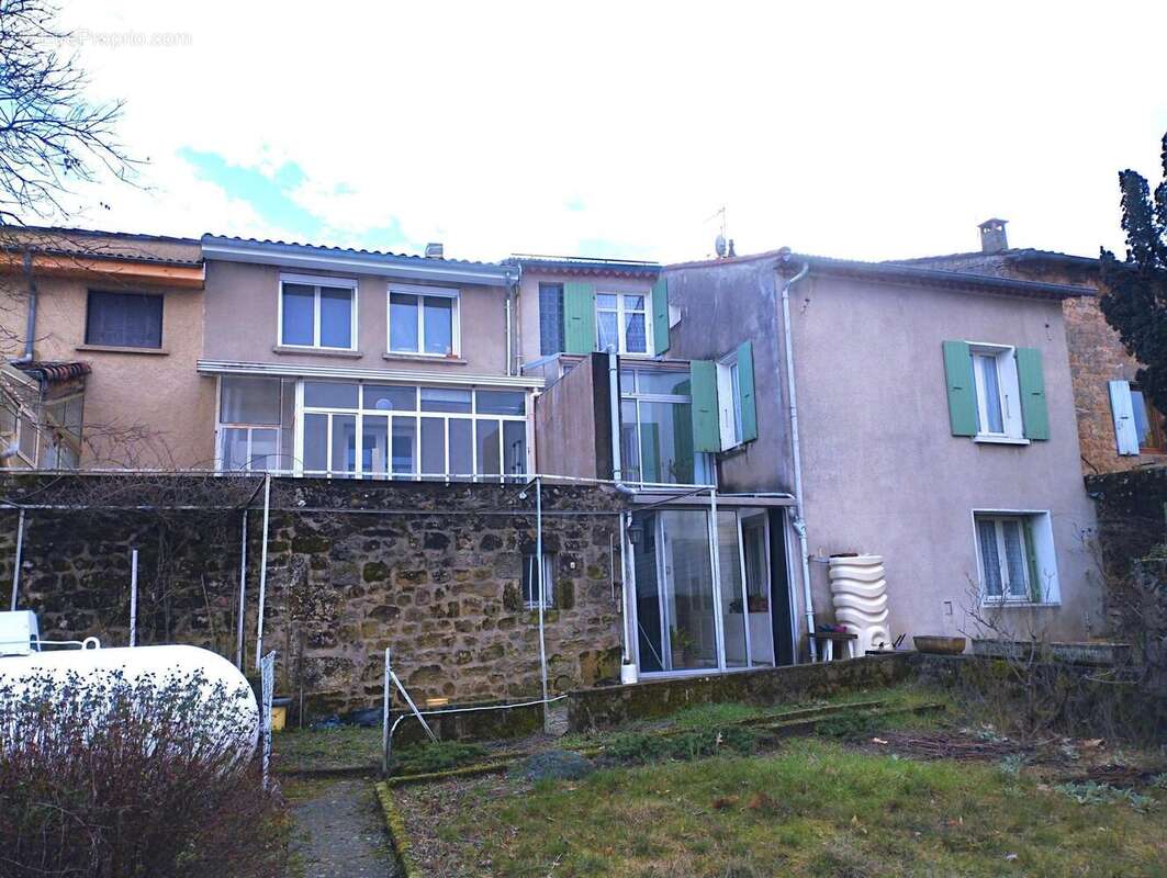 Maison 203 m² à Vernoux-En-Vivarais  - photo 2