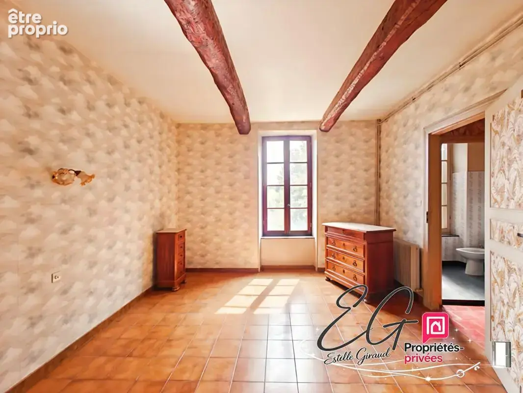 Maison de maître en pierre, 6 chambres, grand terrain et dépendances - photo 6