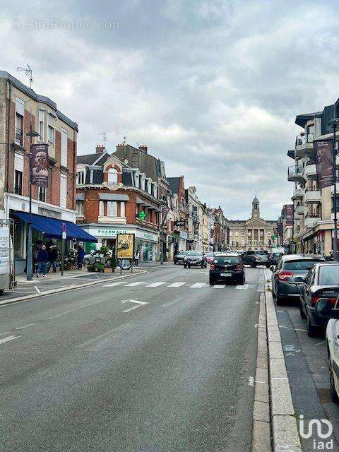 Photo 2 - Commerce à CAMBRAI