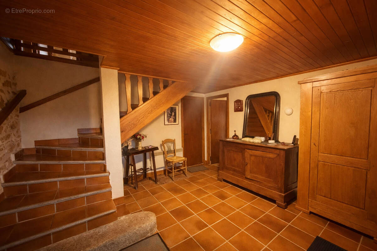 Maison à FOLLES