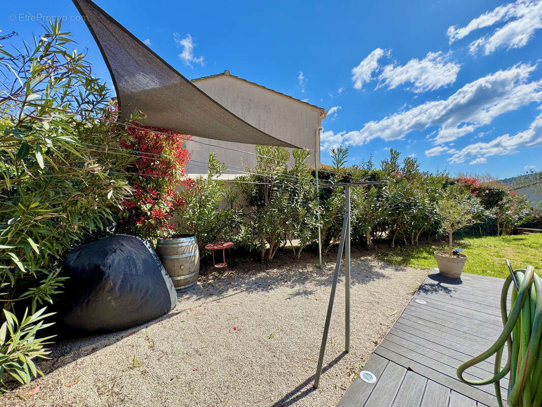 Maison à VAISON-LA-ROMAINE