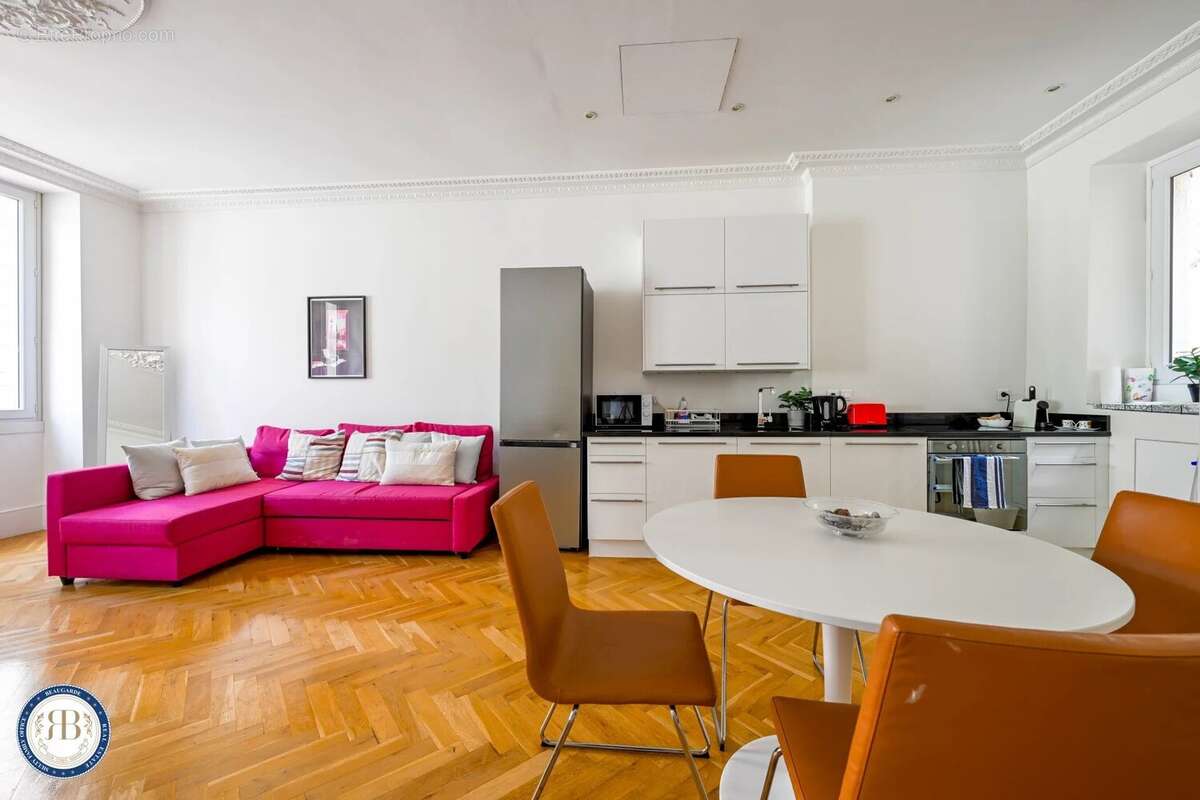 Appartement à VILLEFRANCHE-SUR-MER