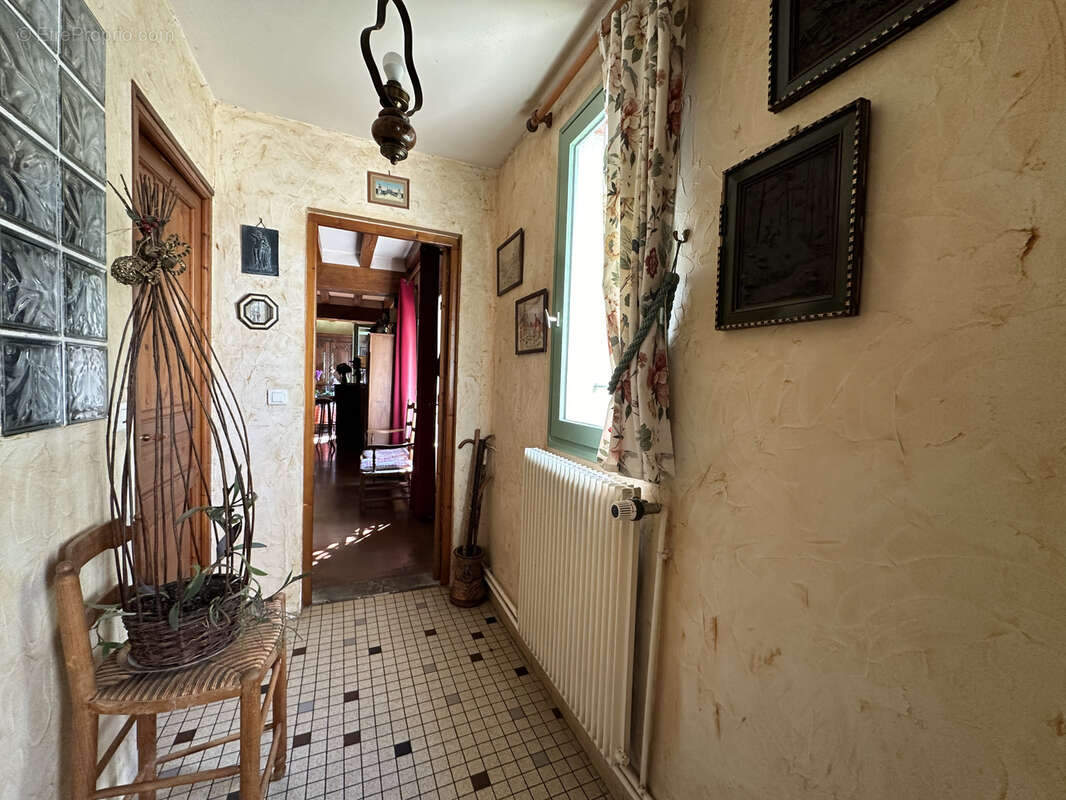 Maison en VIAGER OCCUPE AVEC RENTE 775€ / mois proche Anet - photo 9