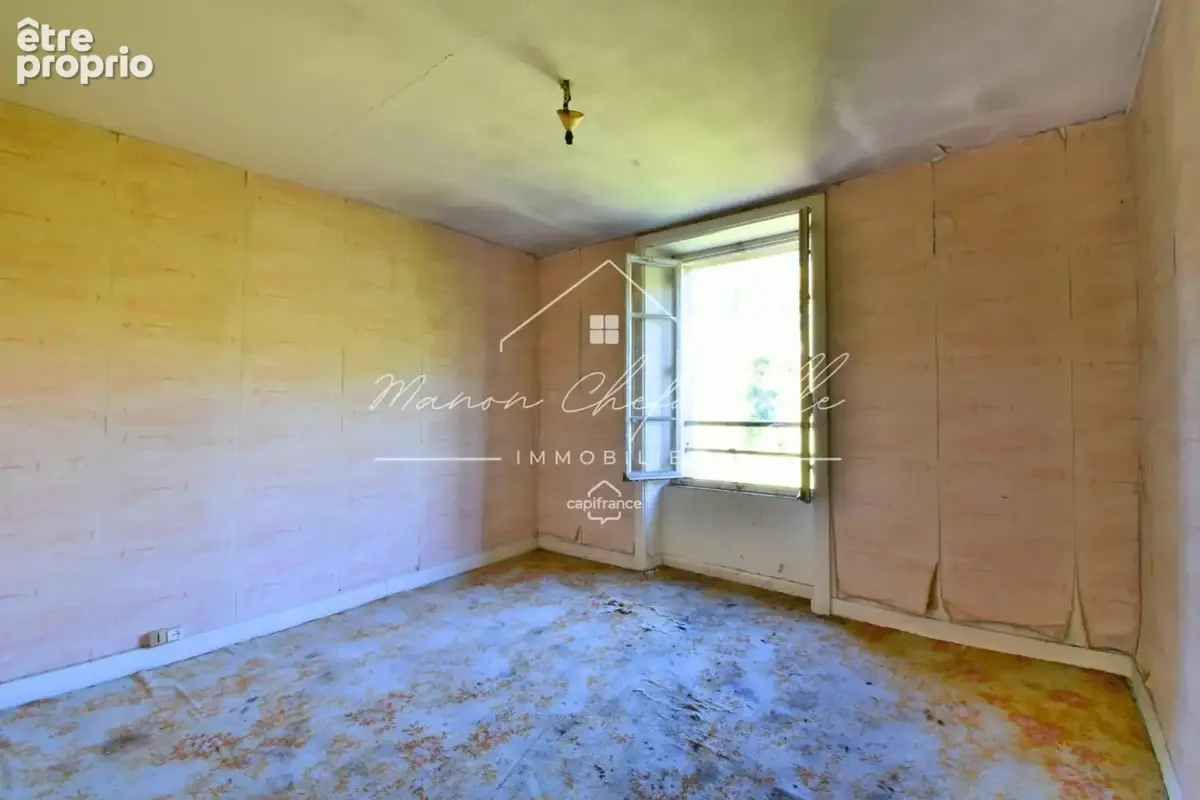 Ensemble immobilier À RÉNOVER – 3 LOTS – 231,74 m² – LANOBRE (15) - photo 2