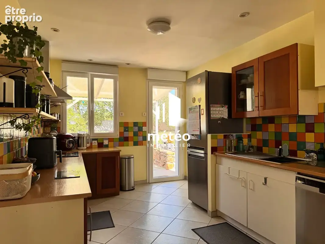 Maison 4 pièces à vendre - 124 m² avec terrain de 802 m² aux Sables - photo 7