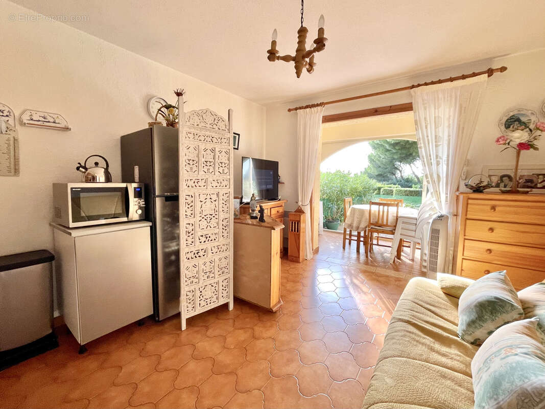 Appartement à SIX-FOURS-LES-PLAGES