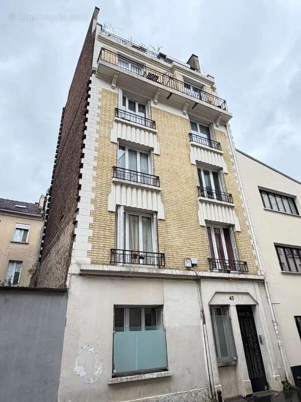 Appartement à PARIS-20E