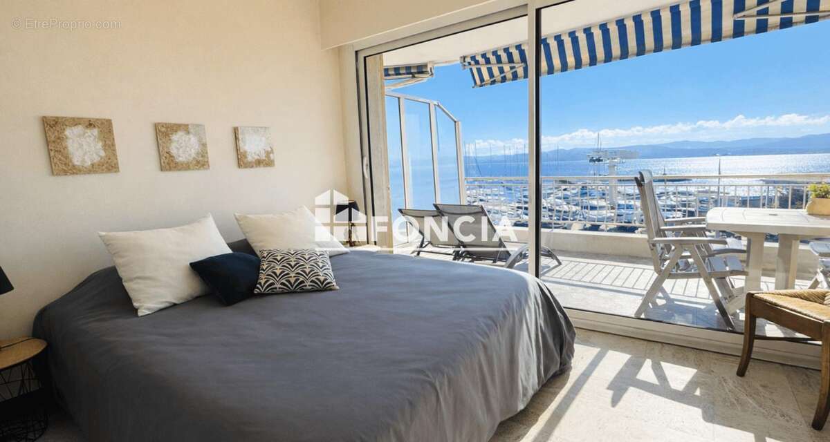 Appartement à SAINT-RAPHAEL