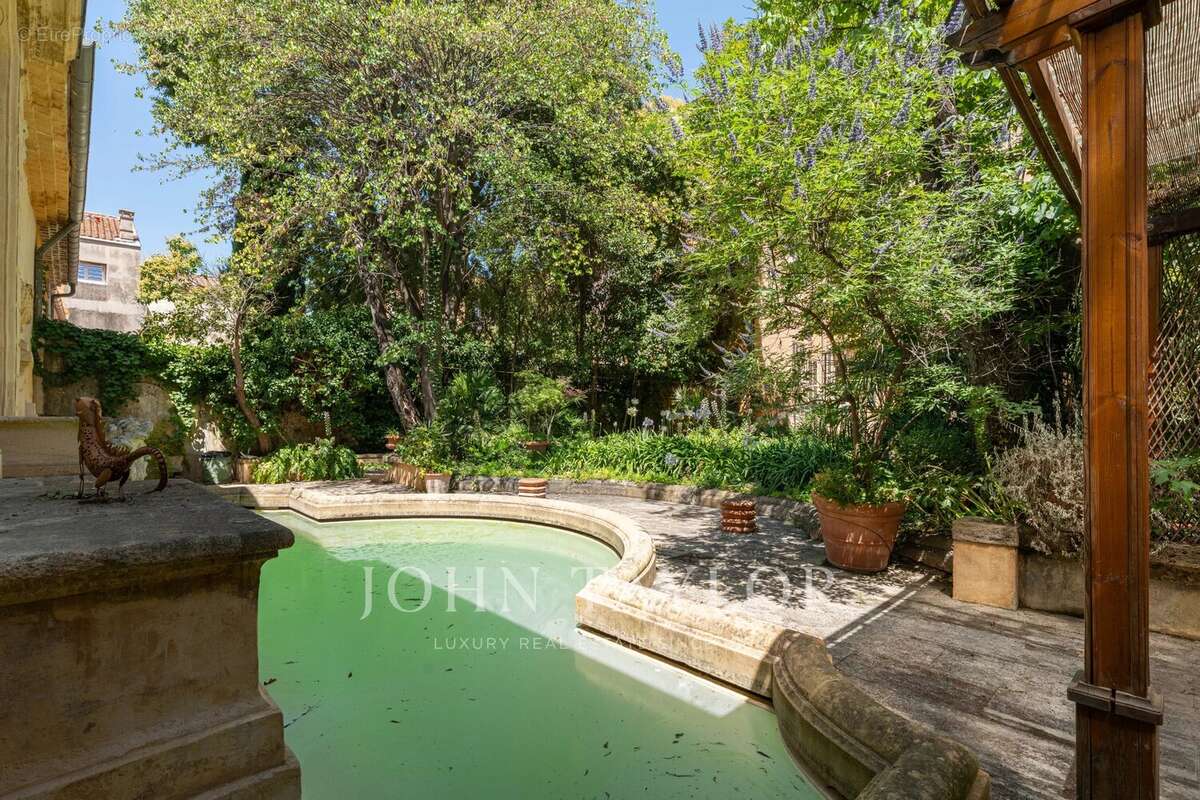 Appartement d'exception avec jardin et piscine au cœur du quartier Mazarin - photo 19