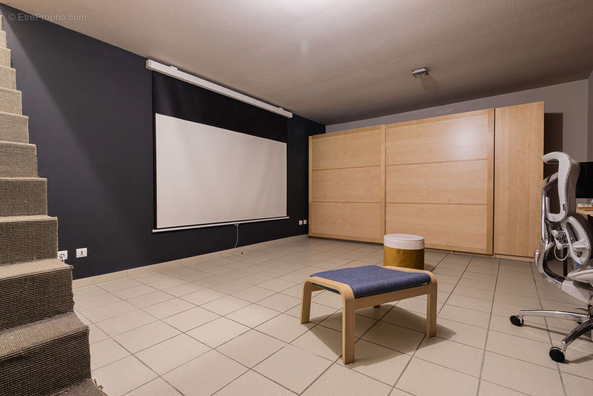 Rare maison T5 au coeur de Montchat avec piscine - photo 14