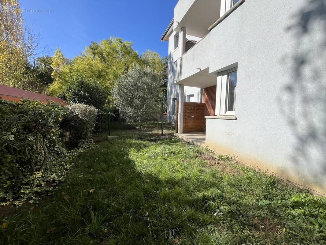 Appartement à FONBEAUZARD
