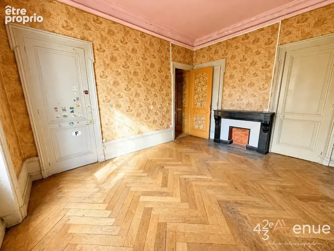 Appartement 4 pièces 72 m² à vendre à Saint-Etienne (42000) - photo 3