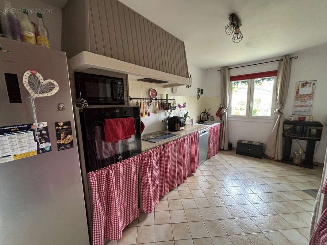 Maison 6 pièces sur sous sol complet - photo 7