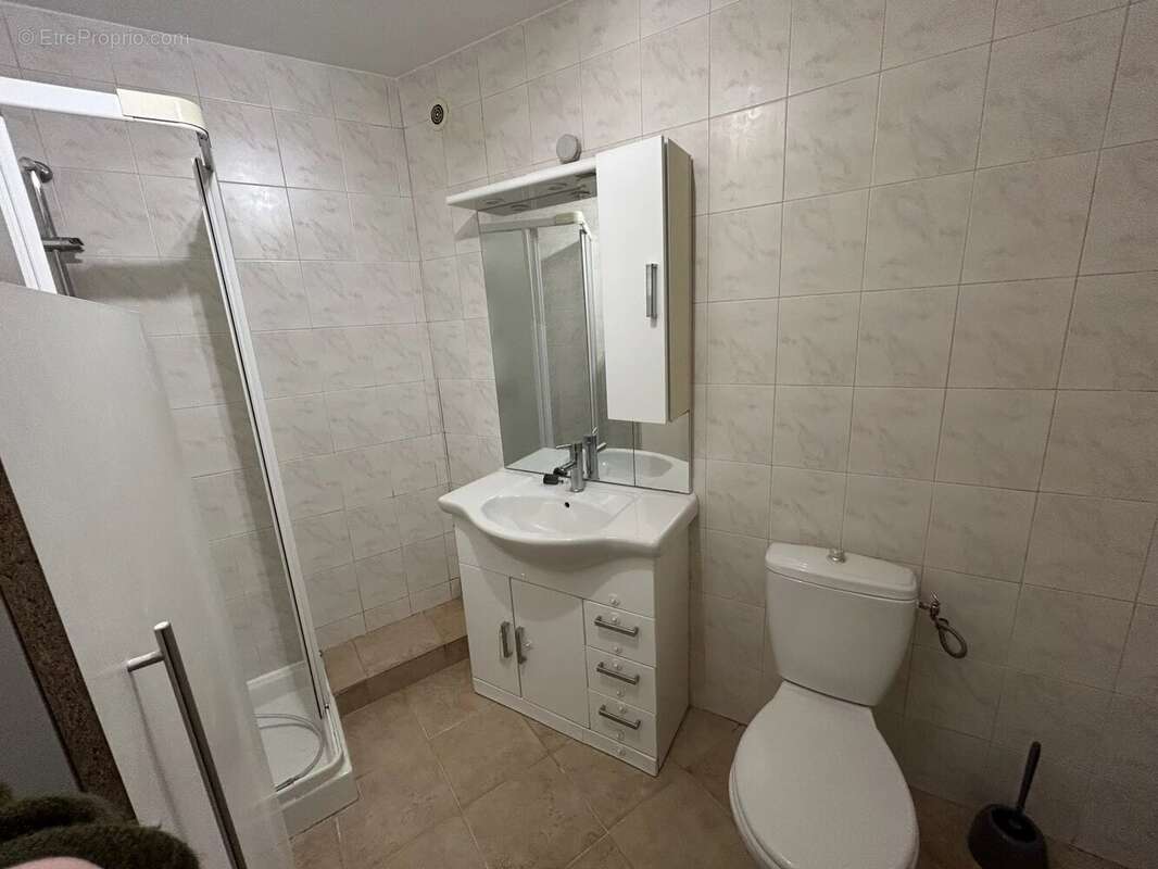Appartement à SAINT-QUENTIN-LA-POTERIE