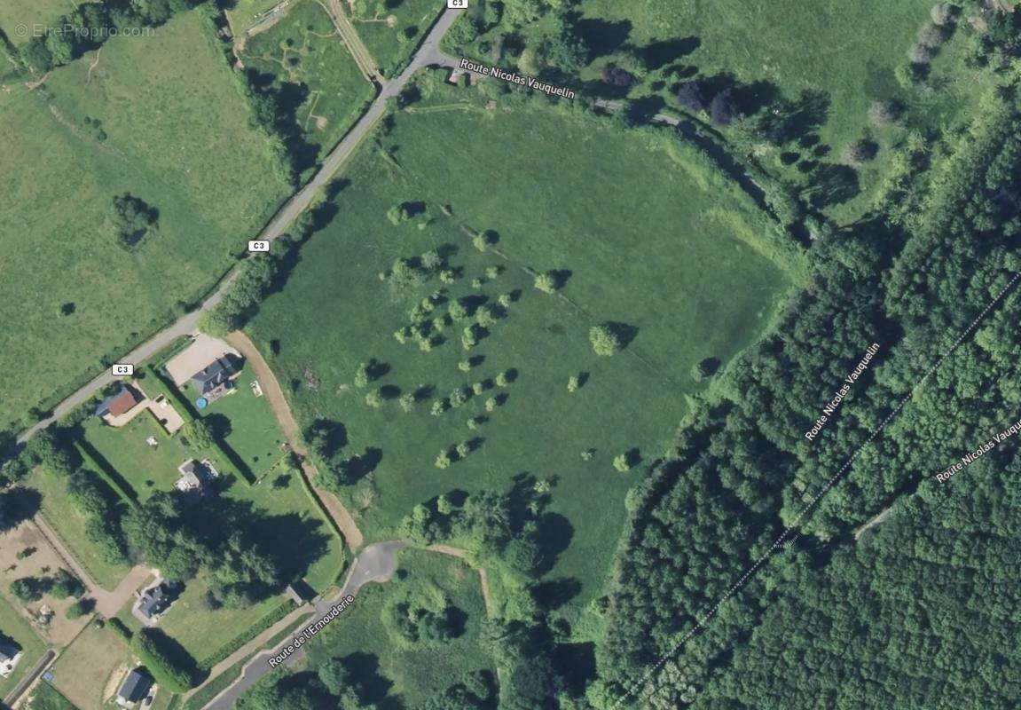 Terrain à BEUZEVILLE