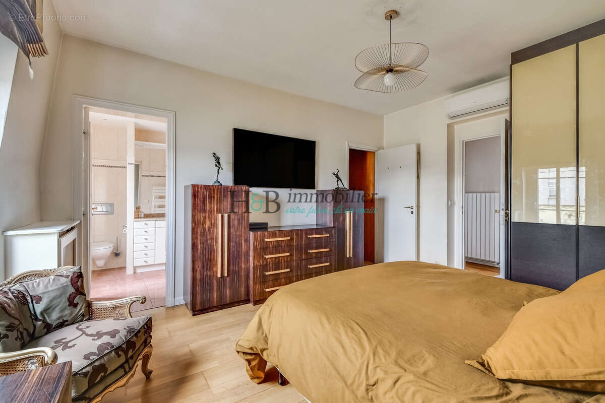 Appartement à PARIS-12E