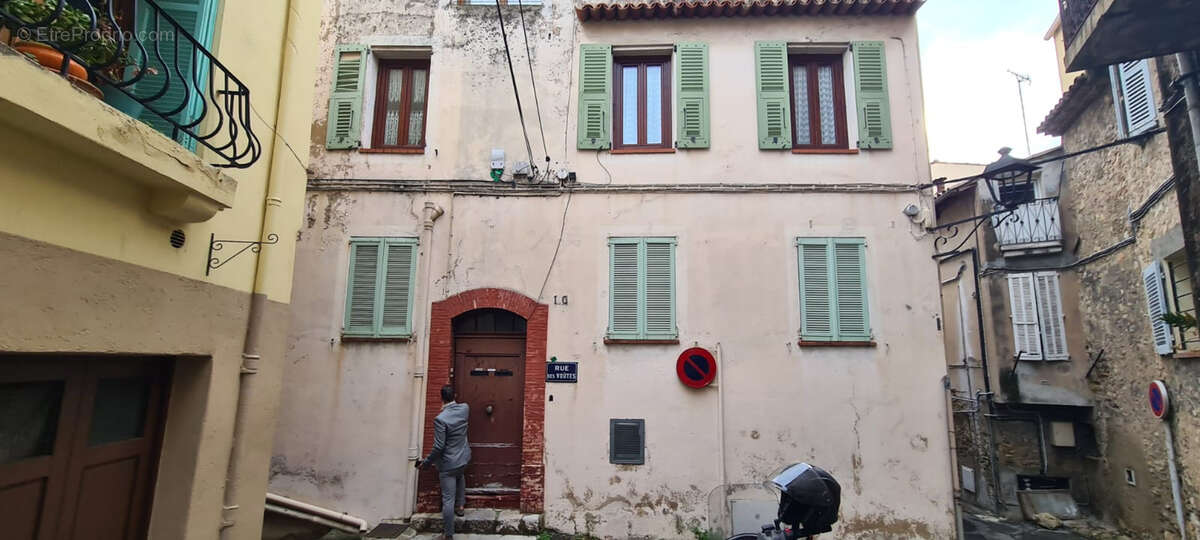 Appartement à LE CANNET