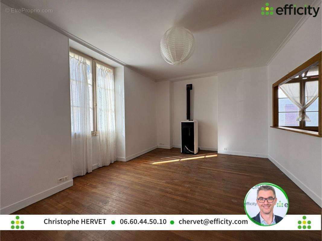 Maison à LA ROCHEFOUCAULD