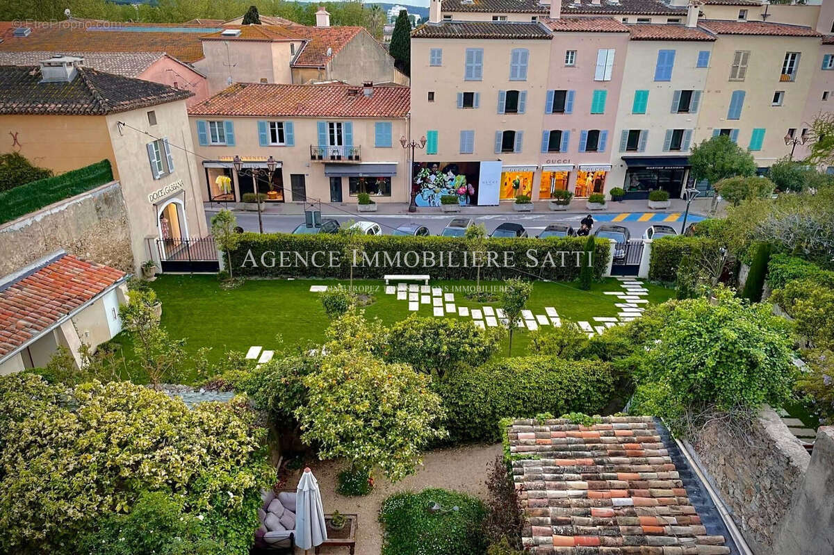 Appartement à SAINT-TROPEZ