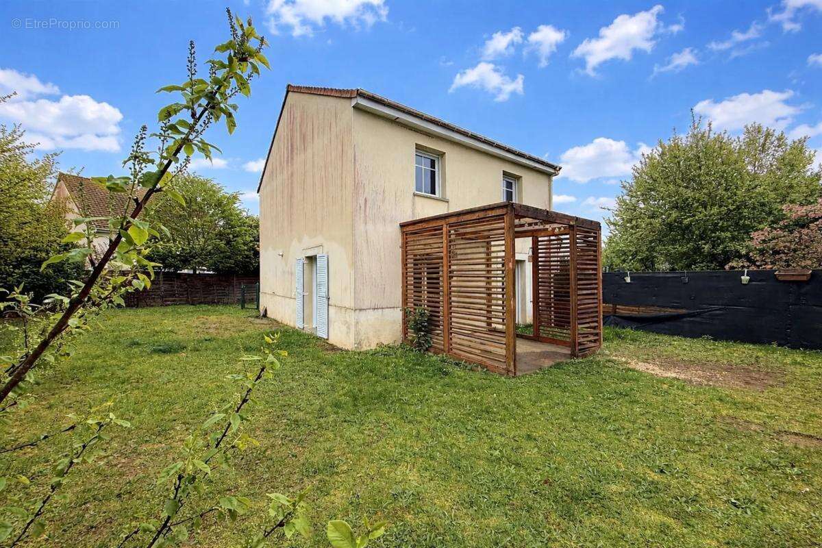 Maison à ANGERVILLE