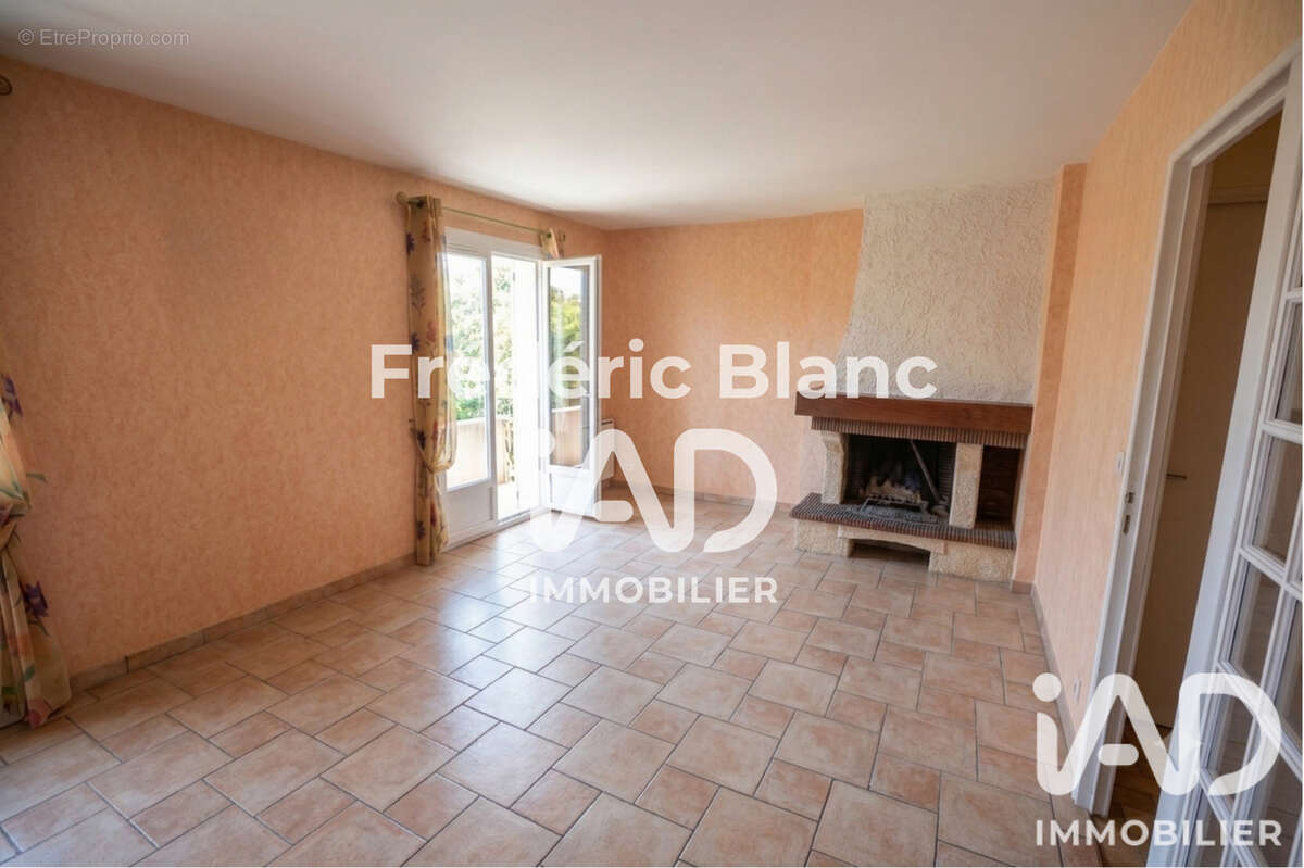 Maison 146 m² à Igny  - photo 5
