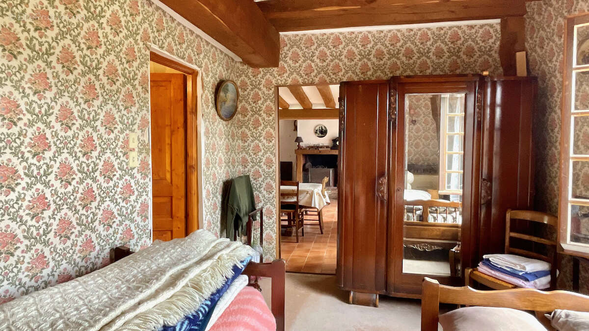 Maison de village avec bord de rivière - photo 15